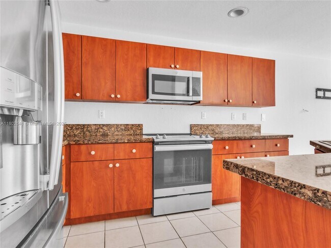 Foto del edificio - 16628 SW 47th Terrace