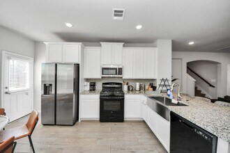 Building Photo - 24319 Wild Bramble Ln