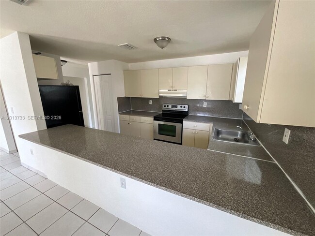 Foto del edificio - 209 NE 141st St