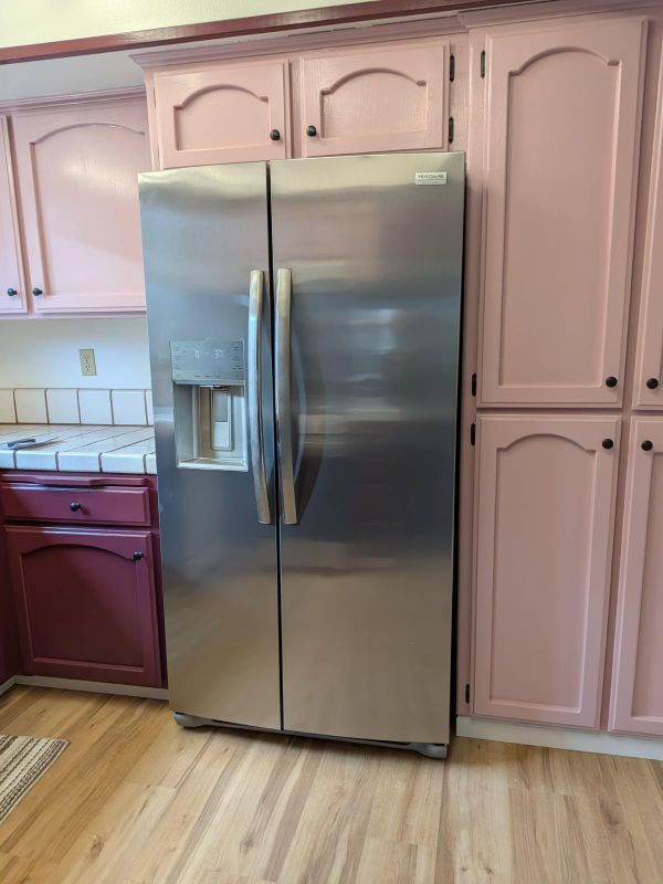 Foto del edificio - 1475 Godell St