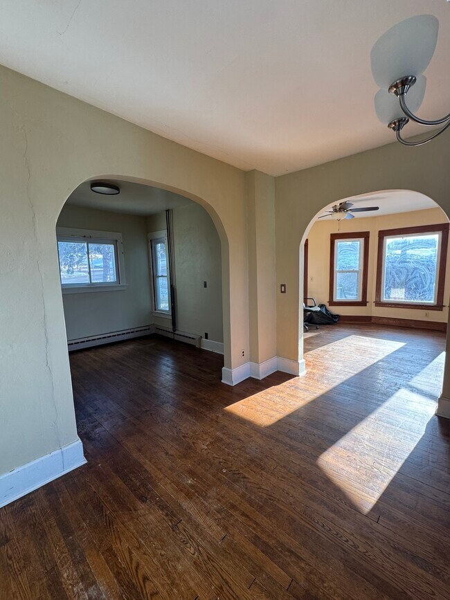 Foto del edificio - 10 E Nelson St