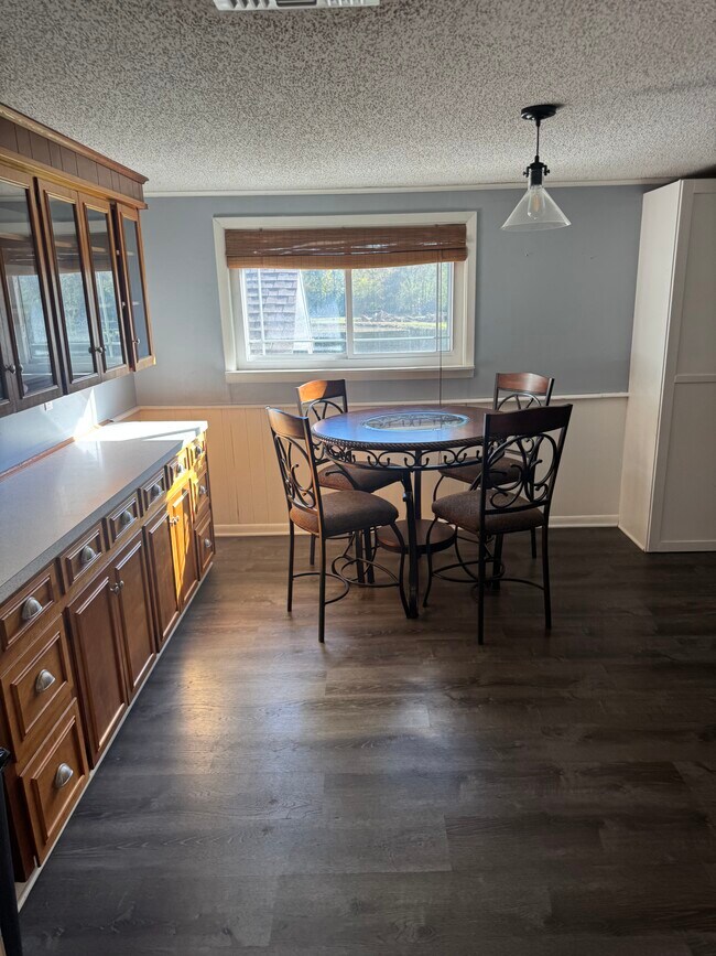 Foto del edificio - 7493 AR-5