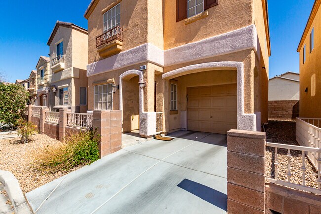 Foto del edificio - 6340 Pebblecreek Lodge Way