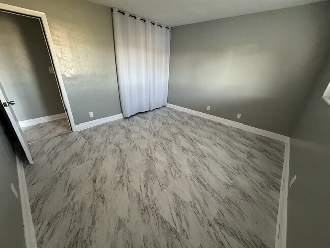 Foto del edificio - 3525 Polk St