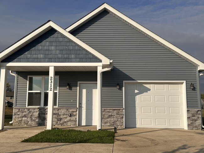 Building Photo - Avalon at Morris