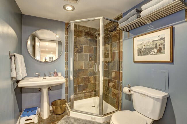 Foto del edificio - 226 Rhode Island Ave NW