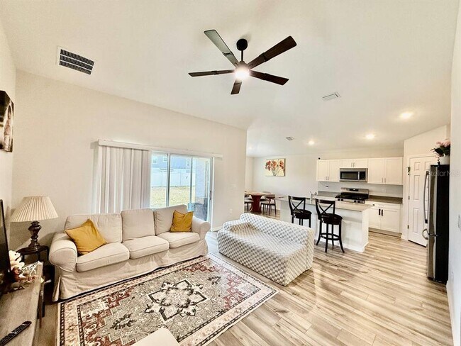 Foto del edificio - 14841 Sterling Spur Ave