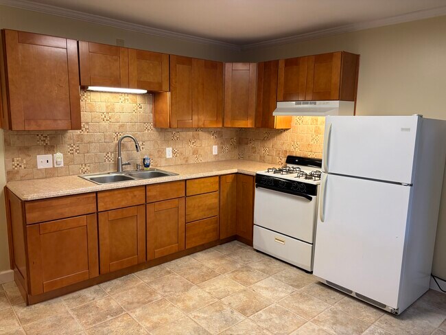 Cocina - 7221 Sterrettania Rd