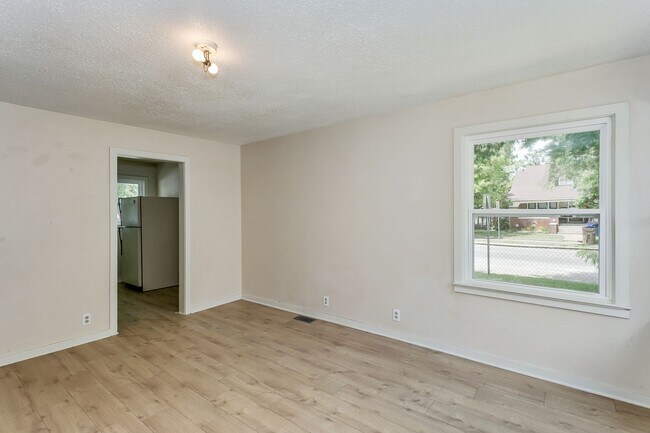 Foto del edificio - 1802 N Market St