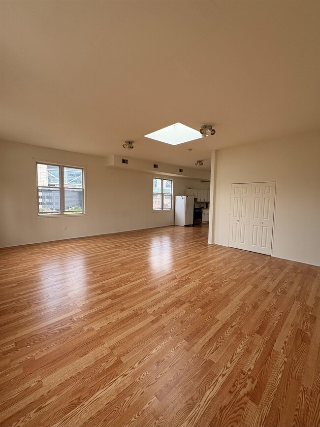 Building Photo - 434 Hoboken Ave