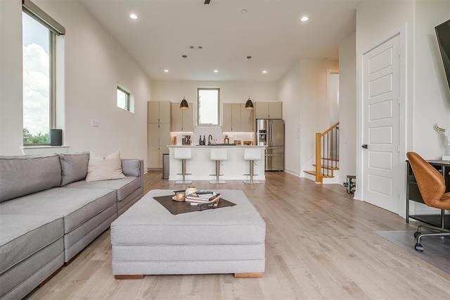 Building Photo - 3231 Elihu St