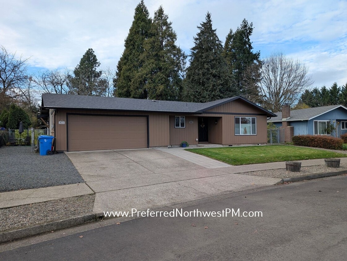 Primary Photo - Modern 1 Bedroom Unit