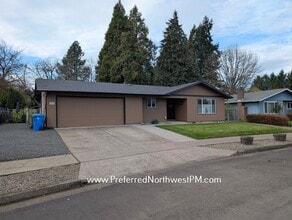 Building Photo - 2522 Melrose Loop