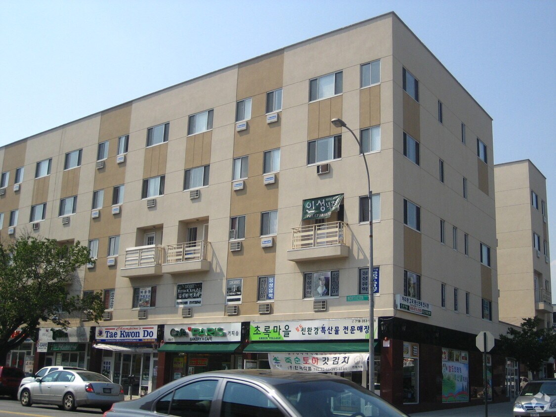 Building Photo - 150-17 Northern Blvd