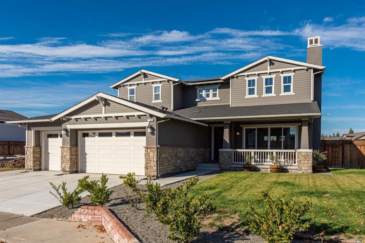 Primary Photo - 380 Pacific Heights Dr
