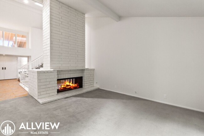 Foto del edificio - Spacious 4 bed, 2.5 bath Home Available Now in the Turtle Rock community
