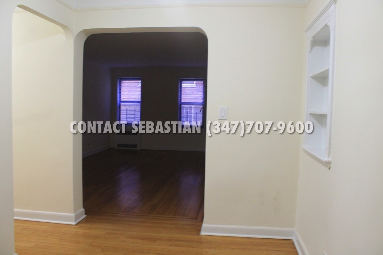 Primary Photo - 64-85 Saunders St