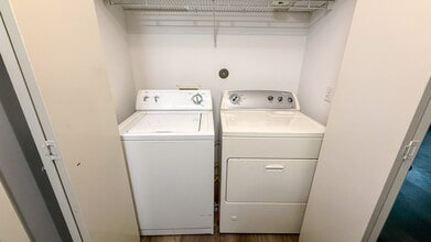 Building Photo - 2605 Calumet St