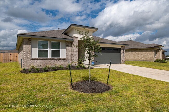 Foto del edificio - 8038 Brahman Ln