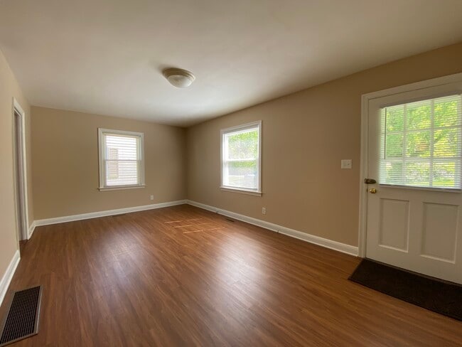 Foto del edificio - 4308 Lancaster Ave