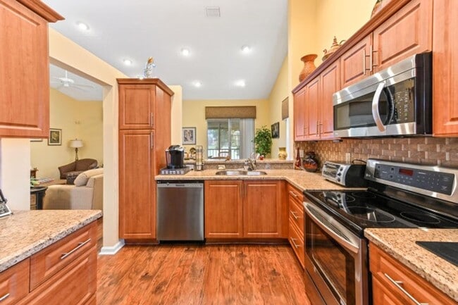 Photo - 9553 Shadybrook Dr House