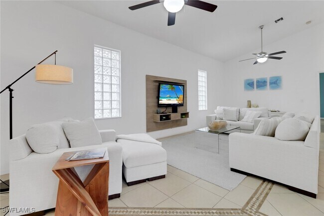 Foto del edificio - 9521 Mariners Cove Ln