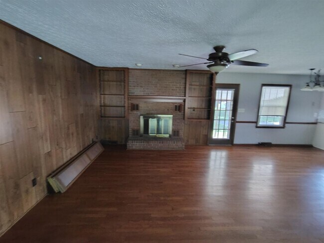 Foto del edificio - 700 Peachtree Ln