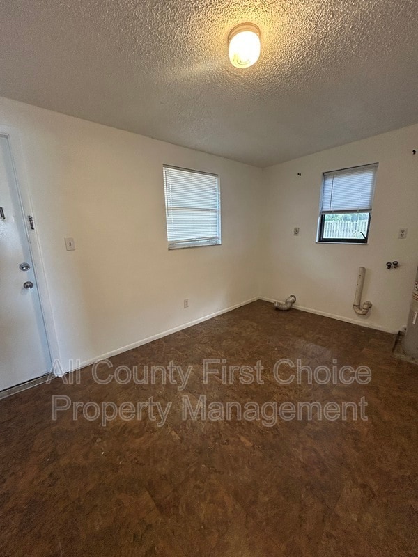 Building Photo - 13135 Washington Ave