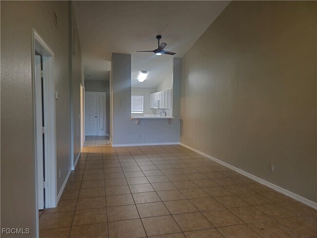 Foto del edificio - 331 NE 24th Ave