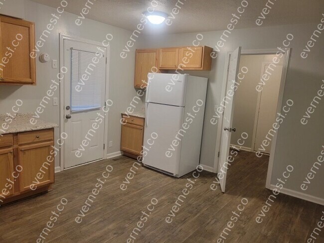 Building Photo - 3862 Cricket Ln