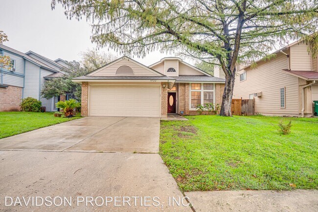 Building Photo - 4 br, 2 bath House - 9722 Silver Moon