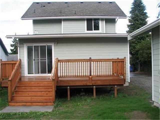 Building Photo - Tacoma Craftsman with 3 beds 2.5 baths and...