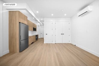 Building Photo - 166 S 2nd St