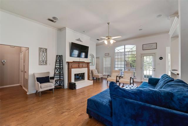 Foto del edificio - 8555 Clearcreek Cir