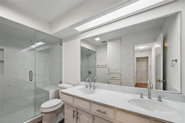 Foto del edificio - 4022 St Christopher Ln
