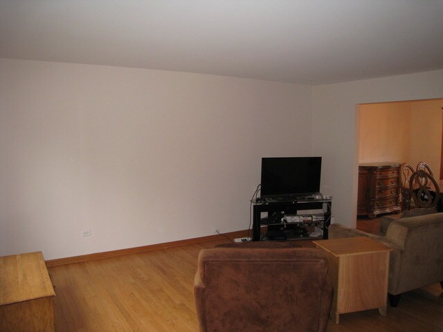 Foto del edificio - 706 North Point Dr