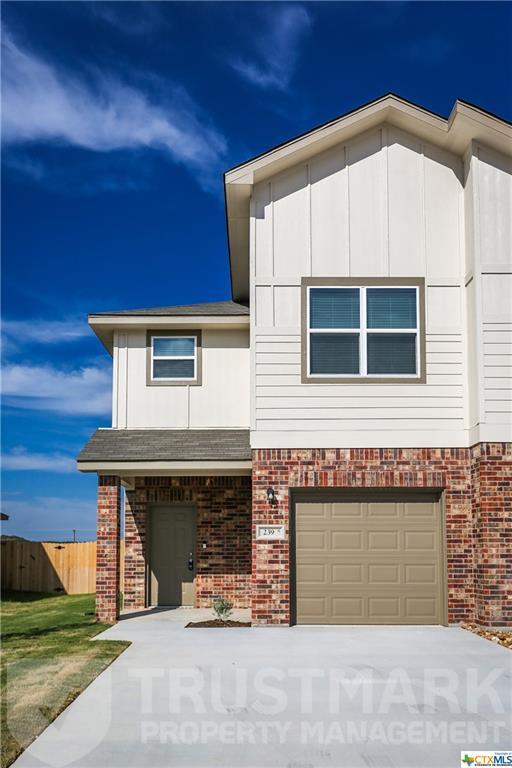 Foto principal - 239 Grn Valley Dr