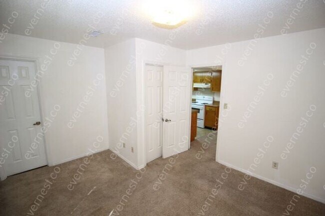 Building Photo - 3614 Glendon Dr