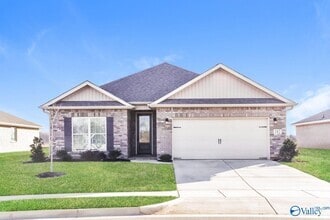 Building Photo - 182 Cherry Laurel Dr