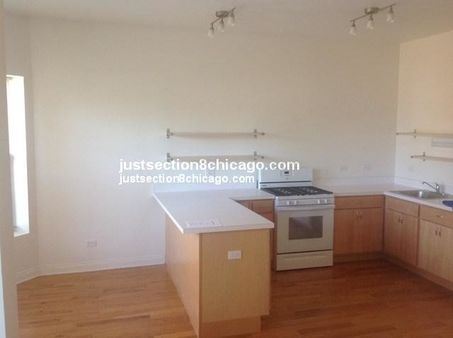 Foto principal - 429 N Hamlin Ave
