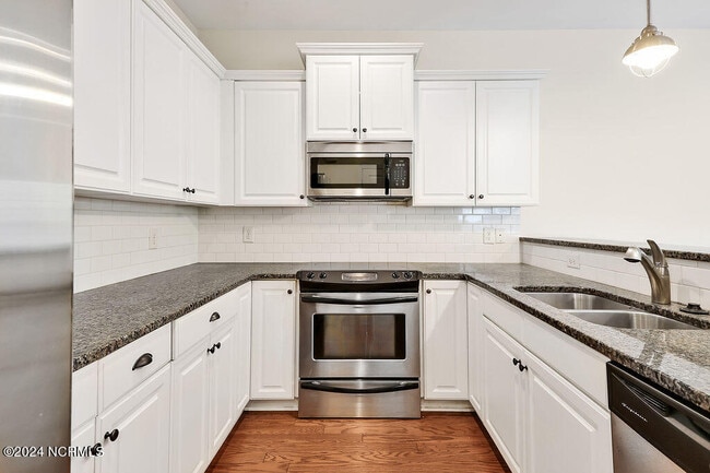 Building Photo - 1223 Inman Park Ln