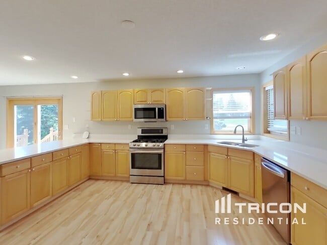 Building Photo - 5160 149th Ln NW