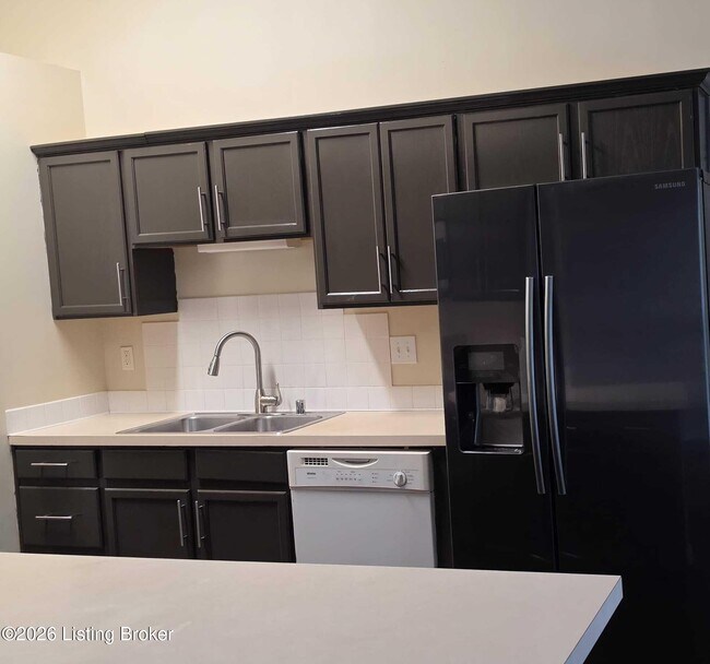 Foto del edificio - 5603 Collington Ct