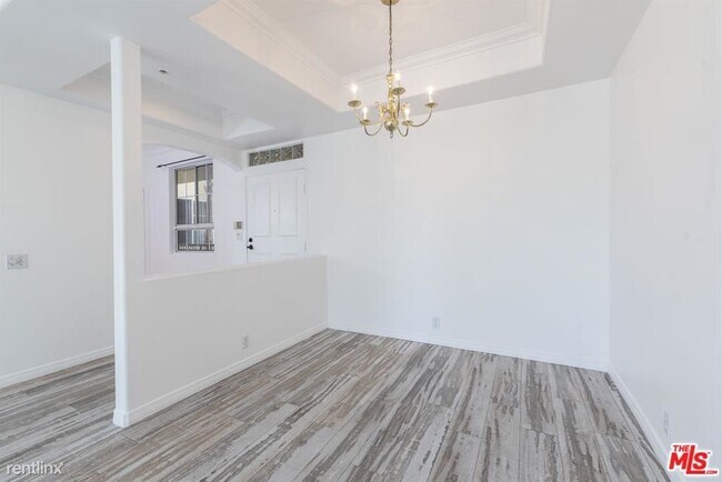 Foto del edificio - 2 br, 2 bath Condo - 10824 Bloomfield St A...