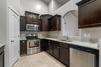 Building Photo - 127 Jordan Ridge Boulevard