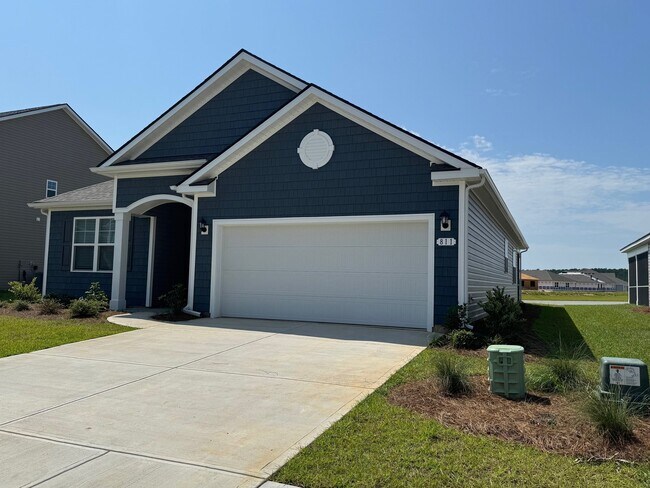 Building Photo - 811 Ireland Dr