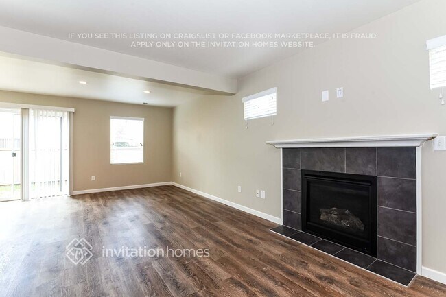 Foto del edificio - 3450 Celebration Ave E