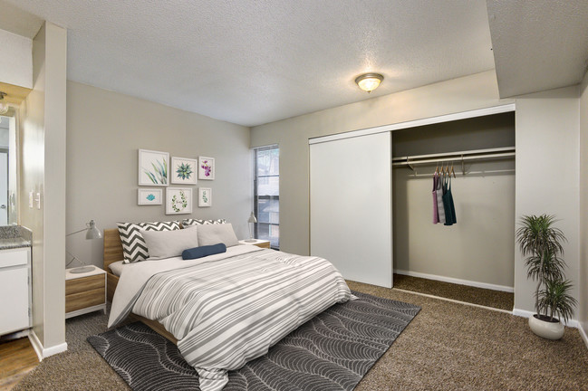 Spacious Bedroom - Cedar Brooke Apartments