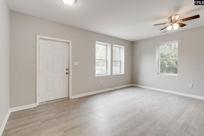 Foto del edificio - 6536 Shakespeare Rd