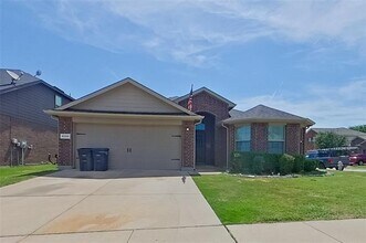 Building Photo - 6800 Turtle Stream Dr
